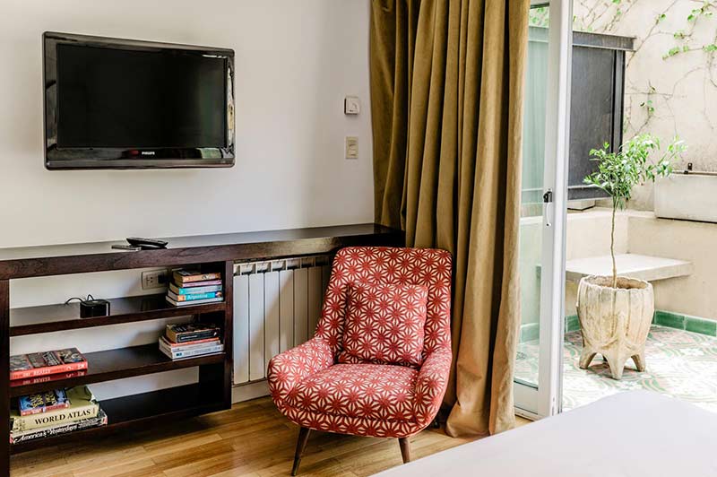 Suite 4A