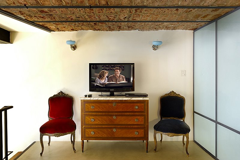 TWO BEDROOM 2B