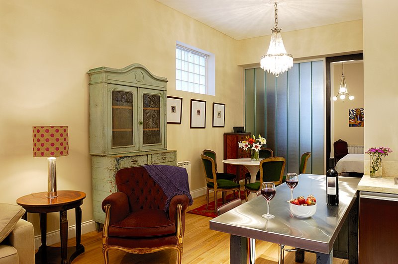 Suite 3B